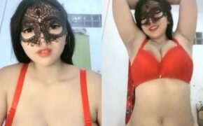 Kak Henzy Spill Memek Lepas Celana Dalem