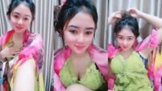 Kak Valentina Cantik Menggoda Pascol