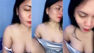 Mamah Muda Belahan Susu Emang Menggoda